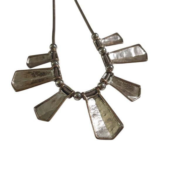 Silver Tone Chunky Necklace Geometric Metal Fan Pendant Adjustable Lobster Clasp - Picture 4 of 4